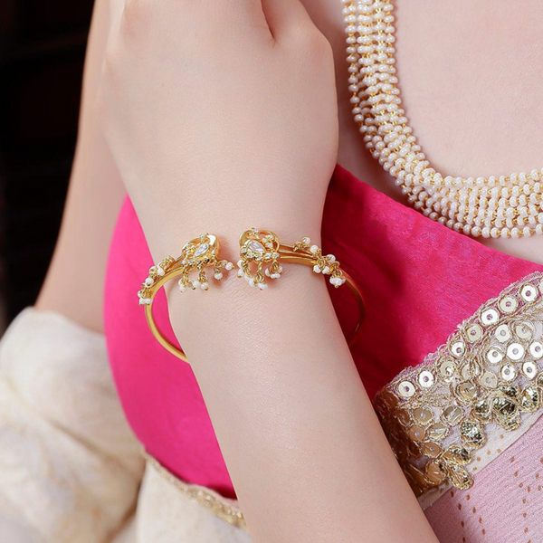 Silver Swan Pearl Cuff