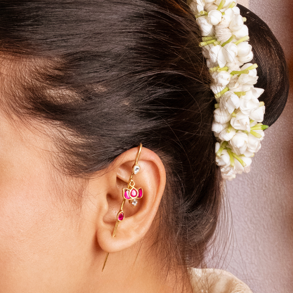 92.5 Silver Needle Lotus Kundan Earcuff