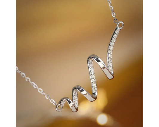 Swirl of Grace necklace - Silver