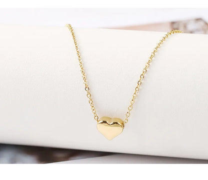 Three-dimensional Pendant Necklace