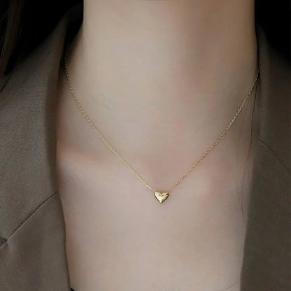 Three-dimensional Pendant Necklace
